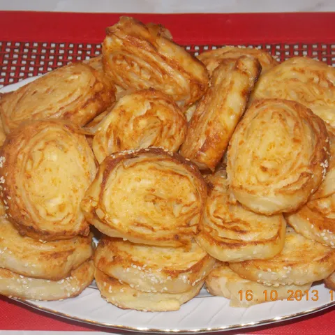 PITA IZ ZAMRZIVAČA I RERNE