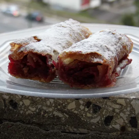 Pita od višanja
