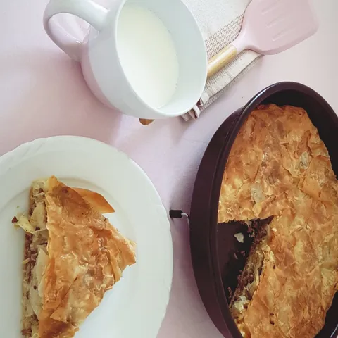 Slagani burek sa mesom(kao iz pekare)