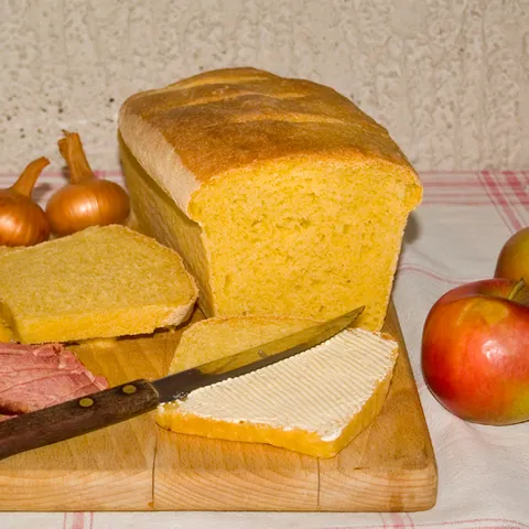 Kukuruzni kruh