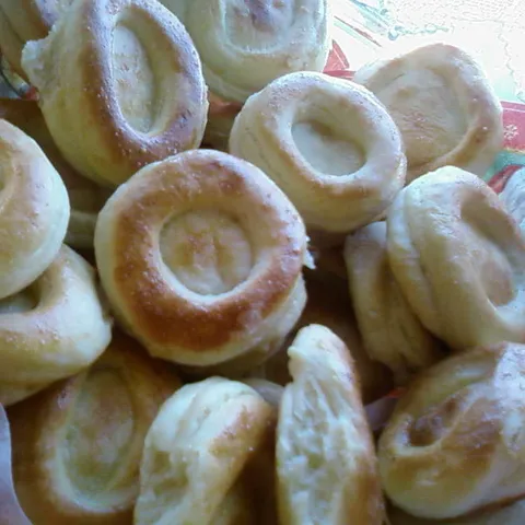 “Kranjski’’ šeširići (volovani)
