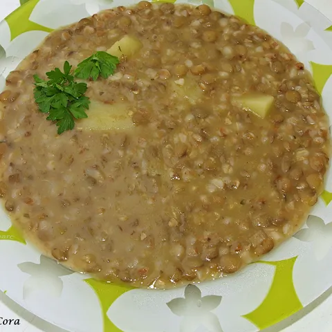 ღ Maneštra s lećom i heljdom