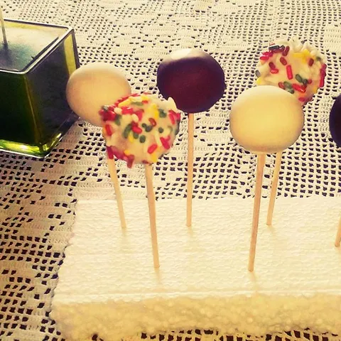 CAKE POPS - Lizalice s čokoladom