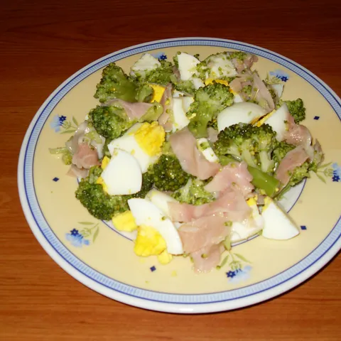Salata od brokolija