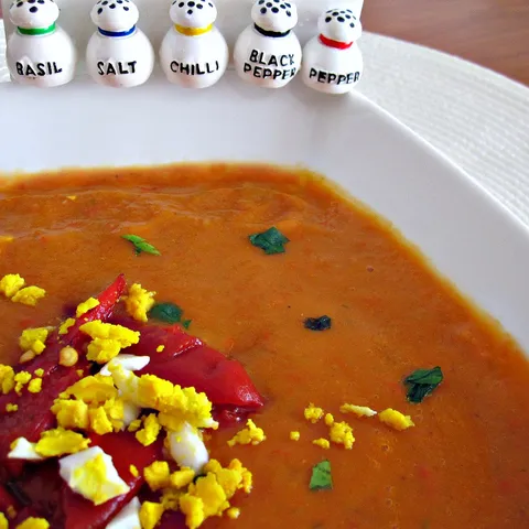 Krem juha od crvenih paprika