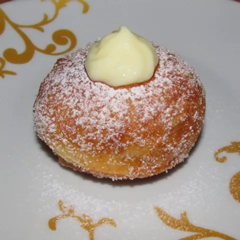 Bomboloni alla crema