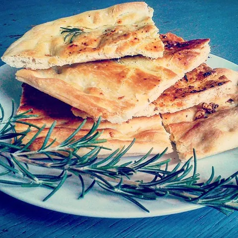 Tko se brašna lača, fokača