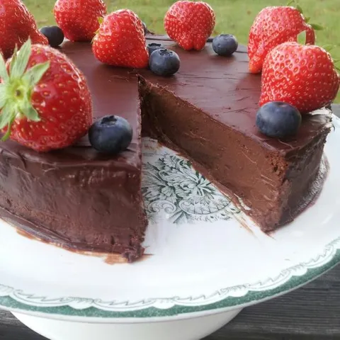 Fantazija Cokoladna torta samo sa 2 sastojka