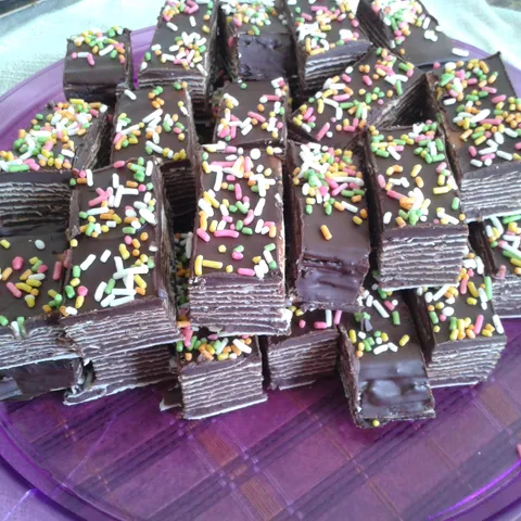 Cokoladne rozen kocke