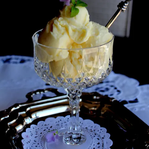 Ananas sladoled