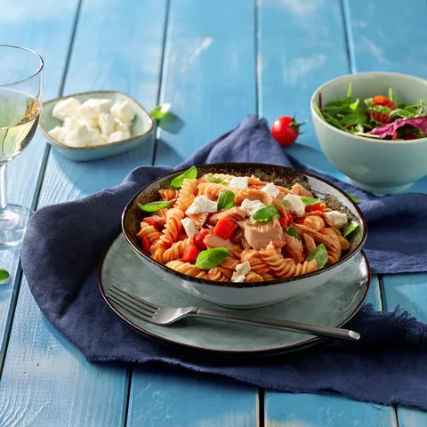 Tuna à la provençale s tjesteninom
