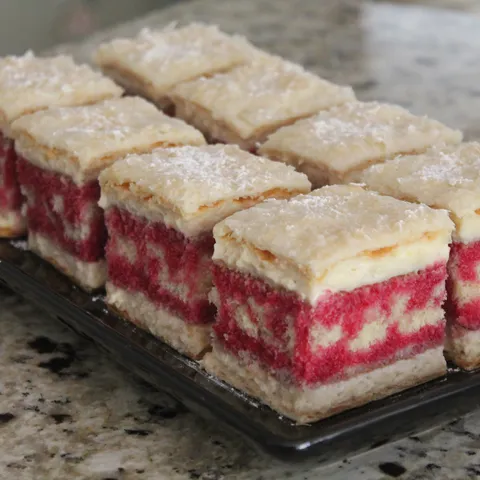 Torta Diplomatica sa malinama