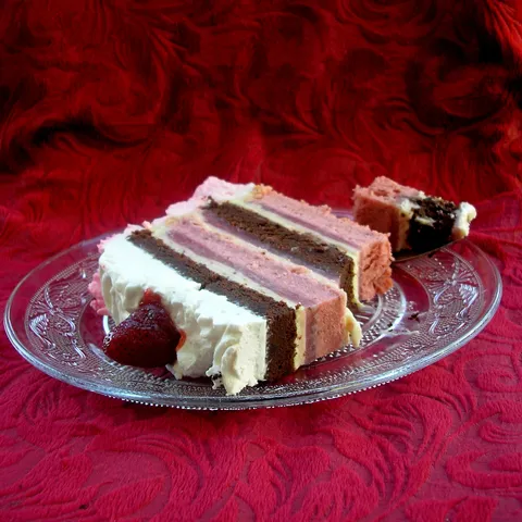 Strawberry cake