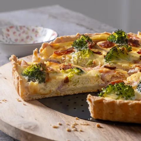 Quiche s brokulom i šunkom