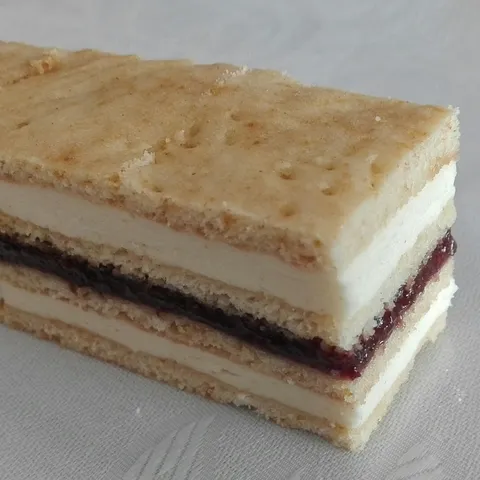 MEDENA KATA