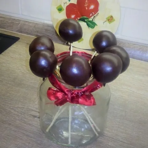 Cherry Cake Pops