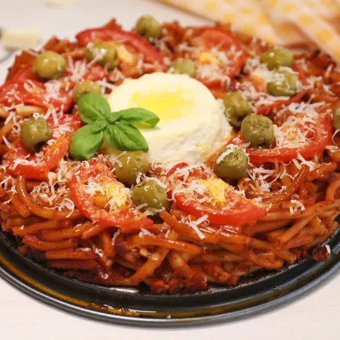 Torta s makaronima bolognese