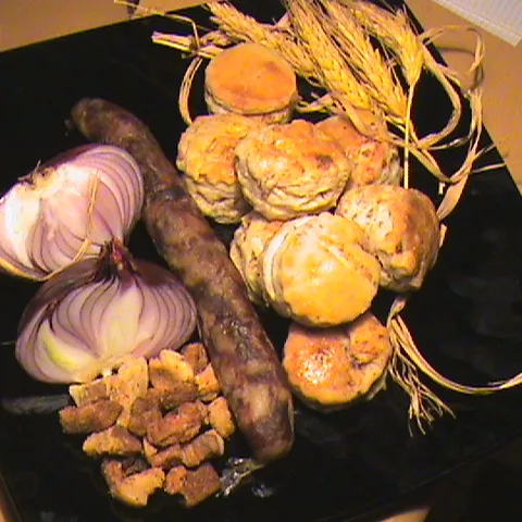 presavijane pogačice sa čvarcima