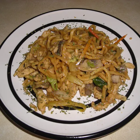 Chicken Lo Mein