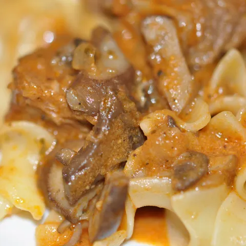 ORIGINAL RECEPT ZA GOVEDINU STROGANOFF