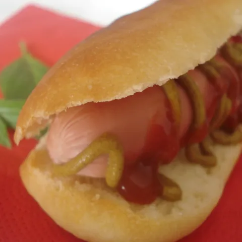 Domaci hot dog