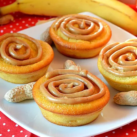 Ineskina dobitna kombinacija-Kikiriki-banana muffini :)