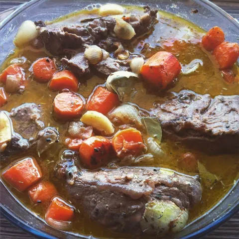 Polagano peceni svinjski obrazi