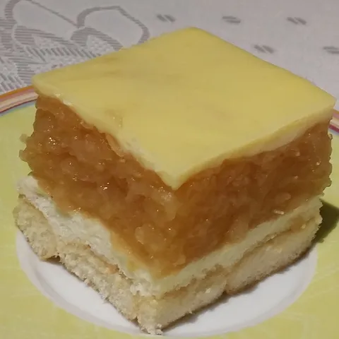 KOLAČ OD JABUKA