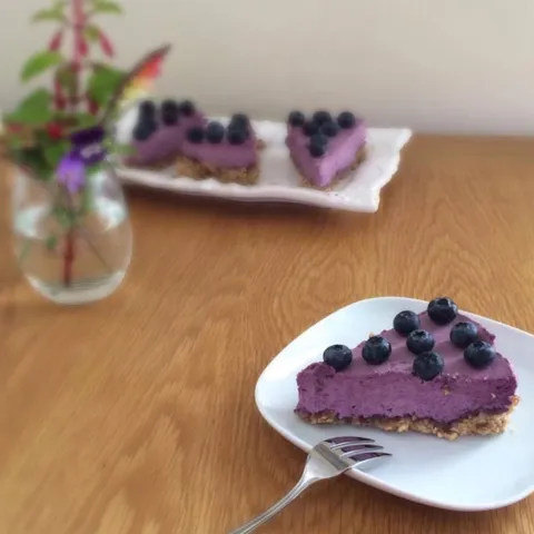 Nepeceni cheesecake sa borovnicama