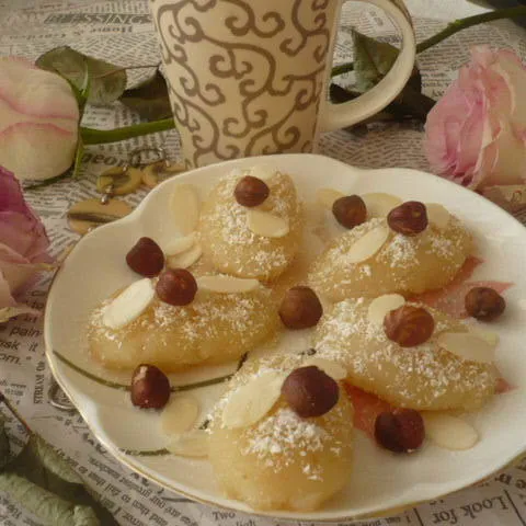 mostarska bijela halva s bademima