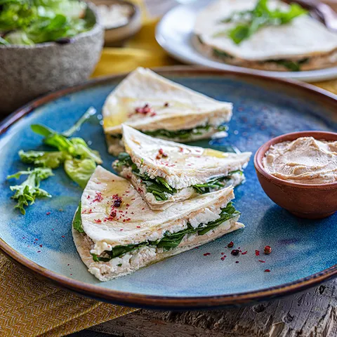 Tortilja sendvič s paštetom