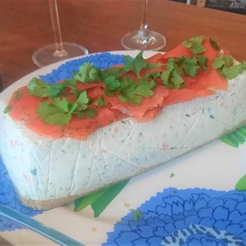 Slana torta s lososom