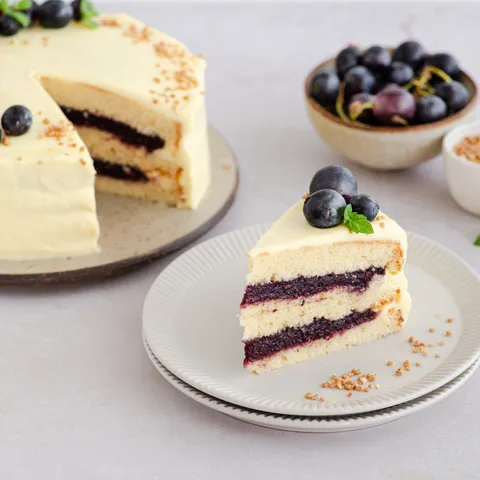 Torta s nadjevom od grožđa
