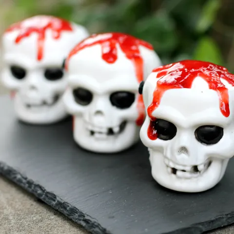 Halloween ricotta krema s kremom od jagode