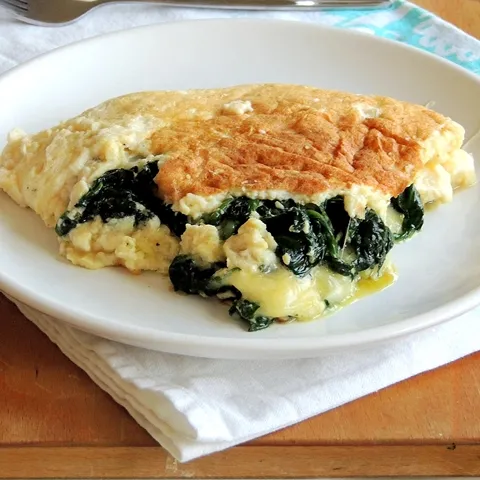 Souffle omlet sa spanakom i mozzarellom