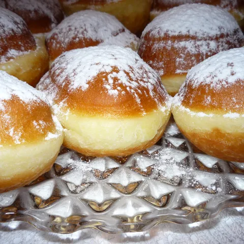 Pokladnice (krafne) punjene sirom