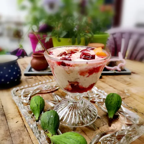 Kod evichen po desert pa na party))