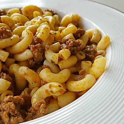 Makaroni sa mljevenim mesom