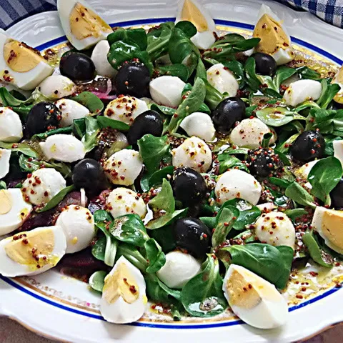 Salata od cikle i mozzarelle