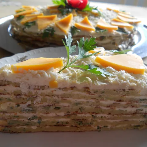 Slana torta sa palačinkama od tikvica