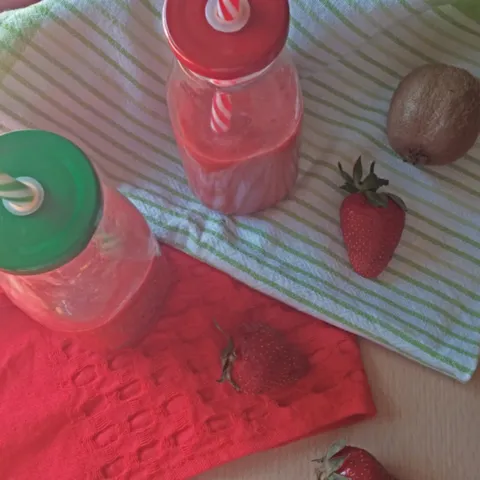 Smoothie(svi moji smoothiji u jednom receptu)
