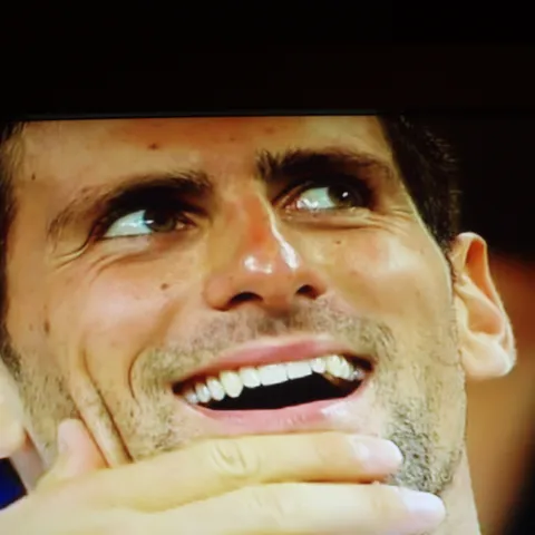 happy face,, jos uvek ne veruje:)))))