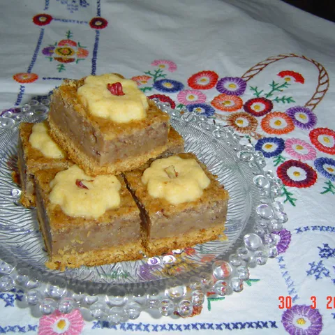 Pita od oraha i jabuka
