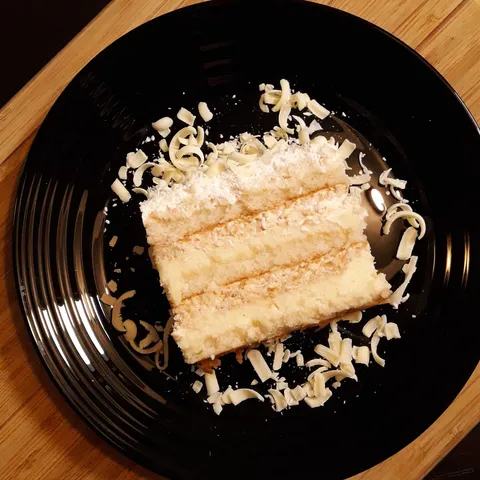 Bela kokos torta