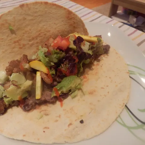 Tacosi sa carskim mesom i grahom by Jamie Oliver