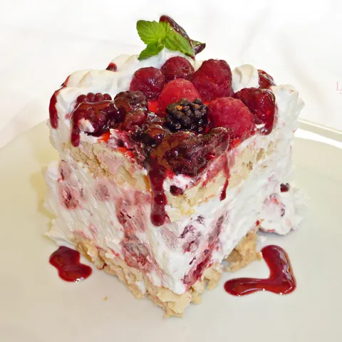 Voćna torta sa sirom