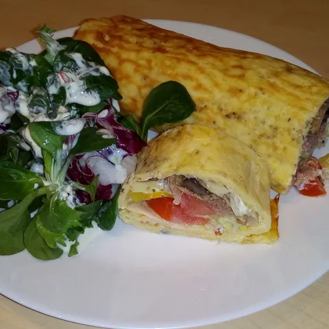 LCHF Mozzarella wrap sa tunom i povrćem