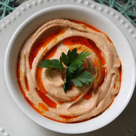 Hummus od crvene lece