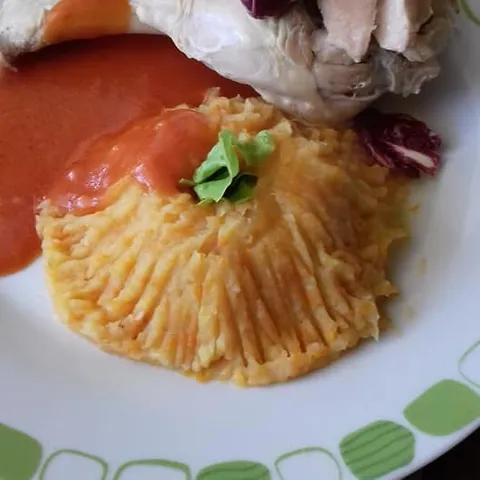 Lešada sa povrtnim pireom