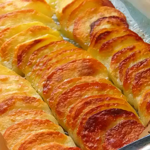 Domino krumpir by Annabel Langbein